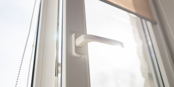 Puertas y Ventanas de Aluminio / PVC a medida en Barcelona · Estanqueidad al Aire