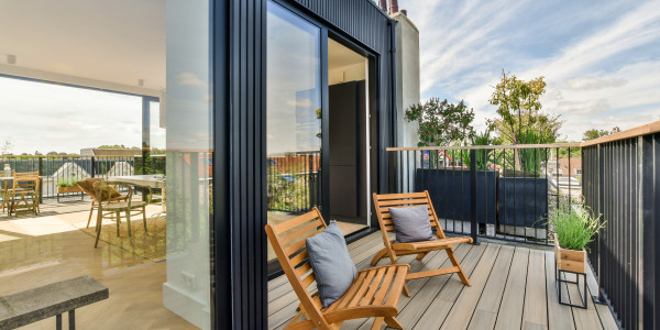 Puertas y Ventanas Aislantes de Aluminio / PVC en Barcelona · Aislamiento Térmico y Acústico
